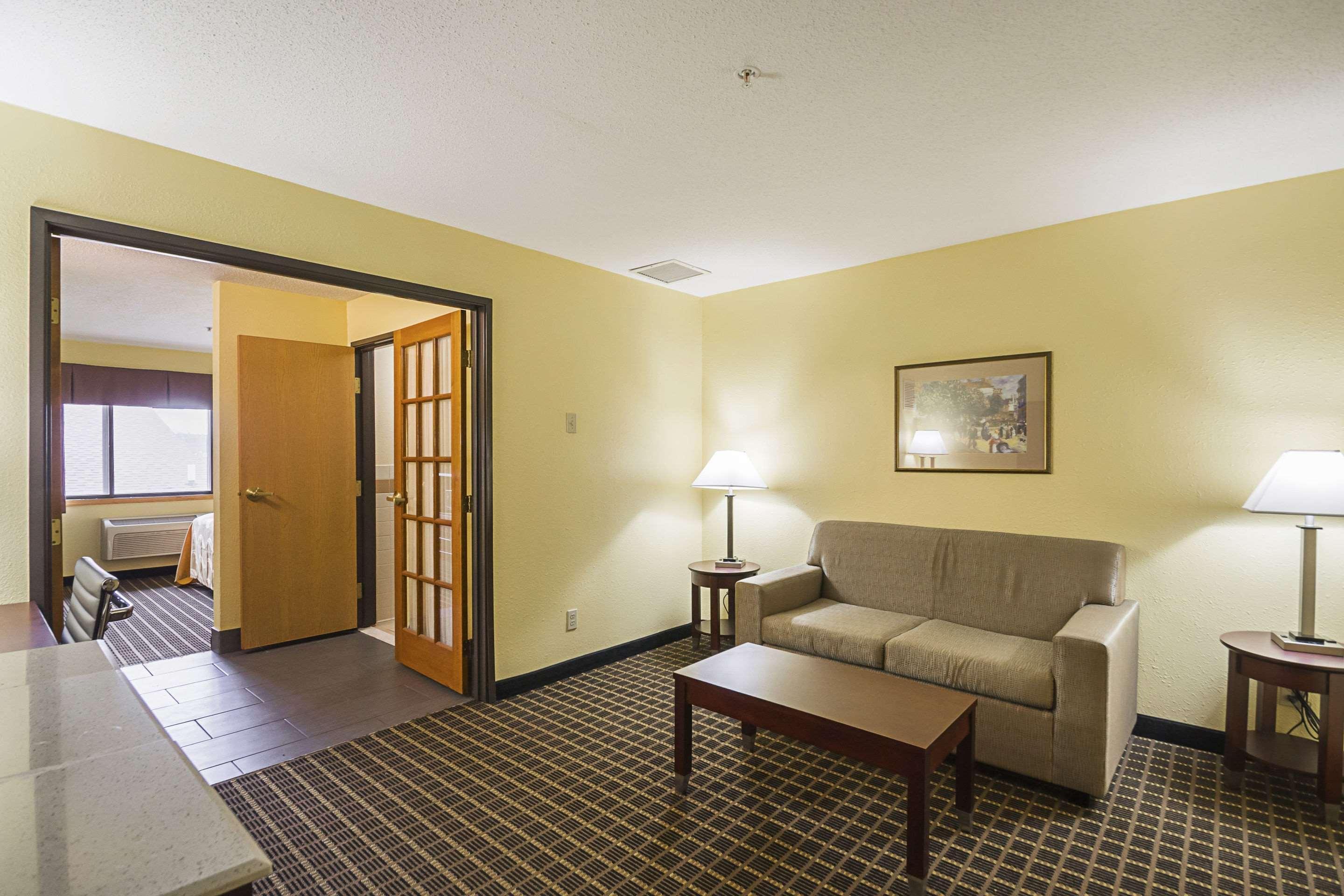 Quality Inn & Suites Harrington - Milford Exterior foto
