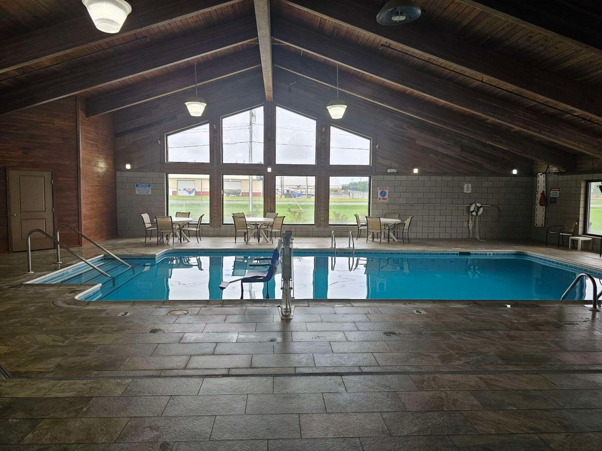 Quality Inn & Suites Harrington - Milford Exterior foto